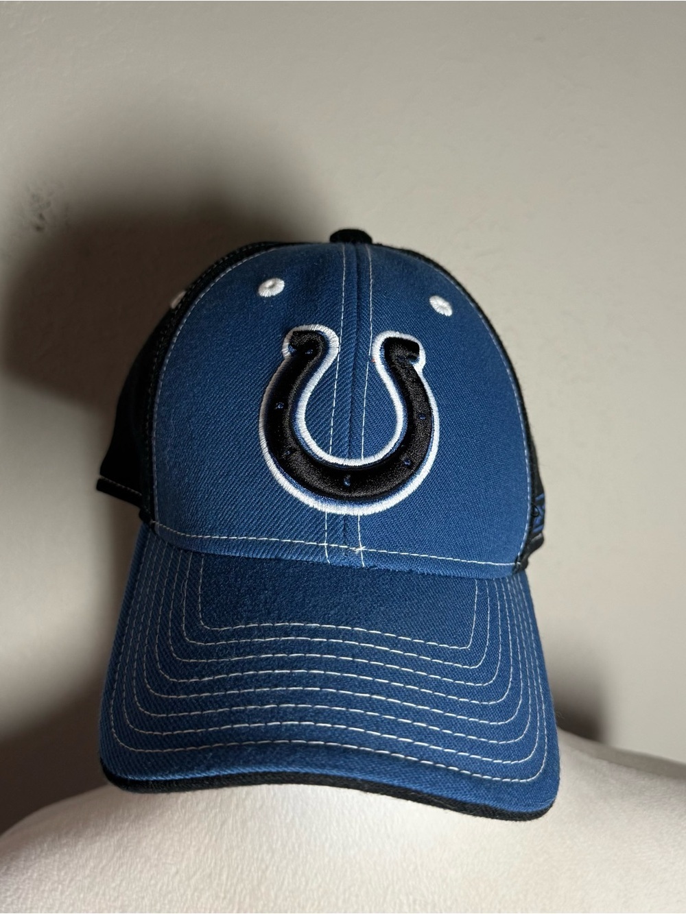 Men’s OSFM Blue and Black Reebok Indianapolis Colts Gameday Sporty Fitted Hat